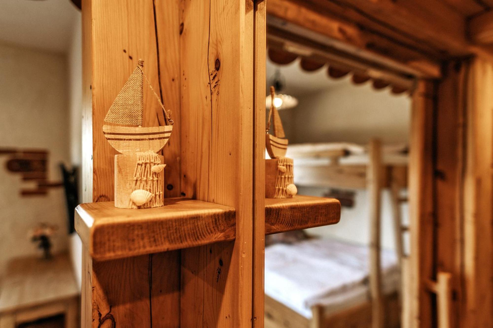 Hotel Gostilnica Orle - Sleeping In The Tower Škofljica Esterno foto